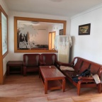 石岛新吉兴商场北1000米.楼房出租